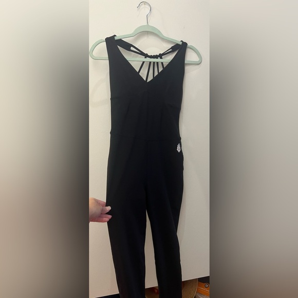 Free People Movement Elevate Onesie Color: Black Size: Medium - Picture 6 of 9